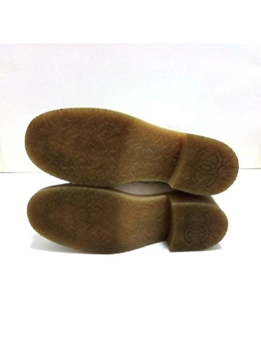 Chanel Quilted Leather Fur Boots Shoes White Gold CC Logo 37 - Picture 4 of 6